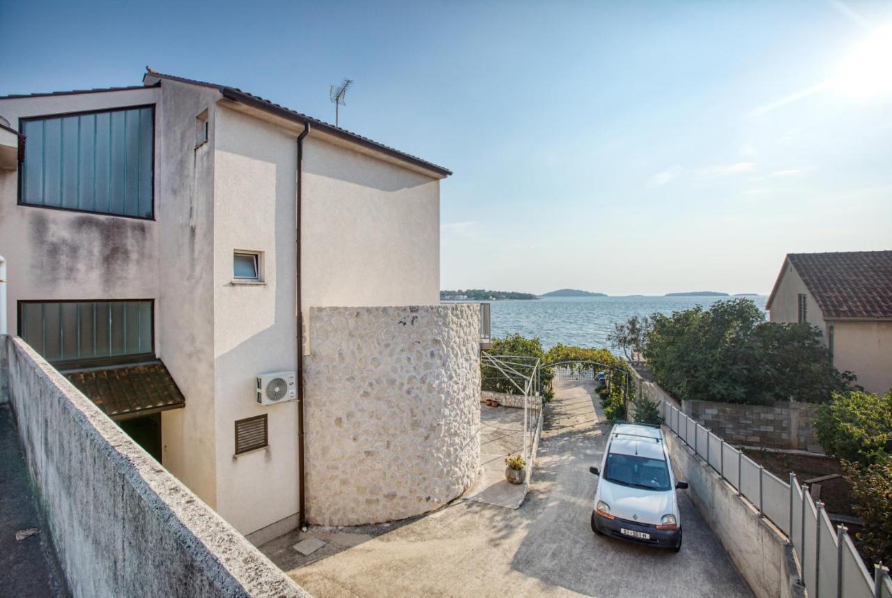 Apartments By The Sea Brodarica, Sibenik - 13615 エクステリア 写真