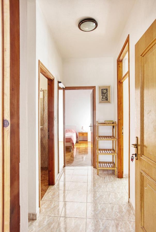 Apartments By The Sea Brodarica, Sibenik - 13615 エクステリア 写真