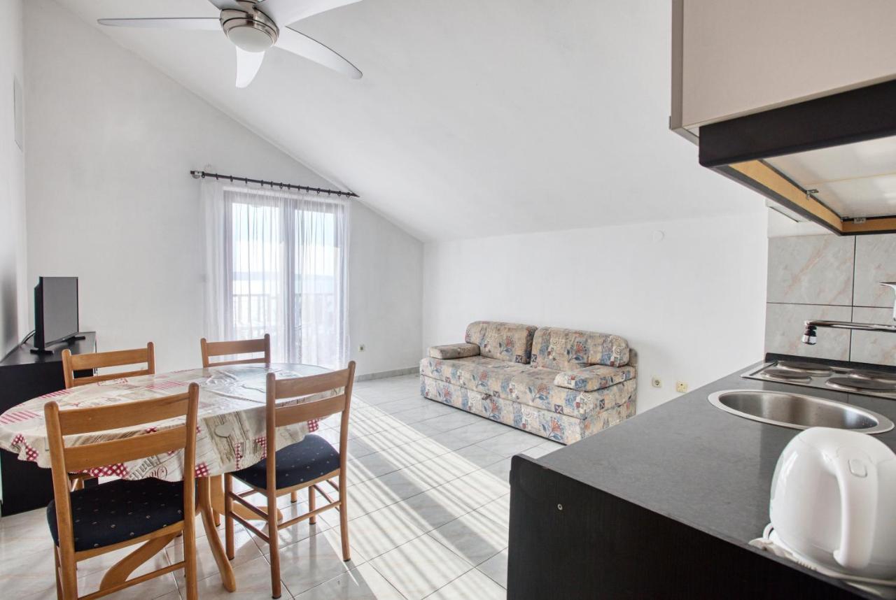 Apartments By The Sea Brodarica, Sibenik - 13615 エクステリア 写真