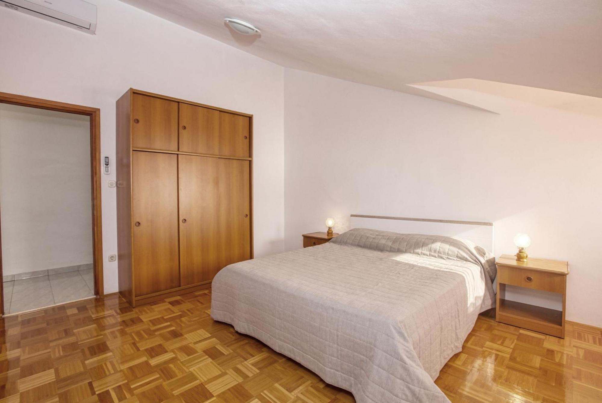 Apartments By The Sea Brodarica, Sibenik - 13615 部屋 写真