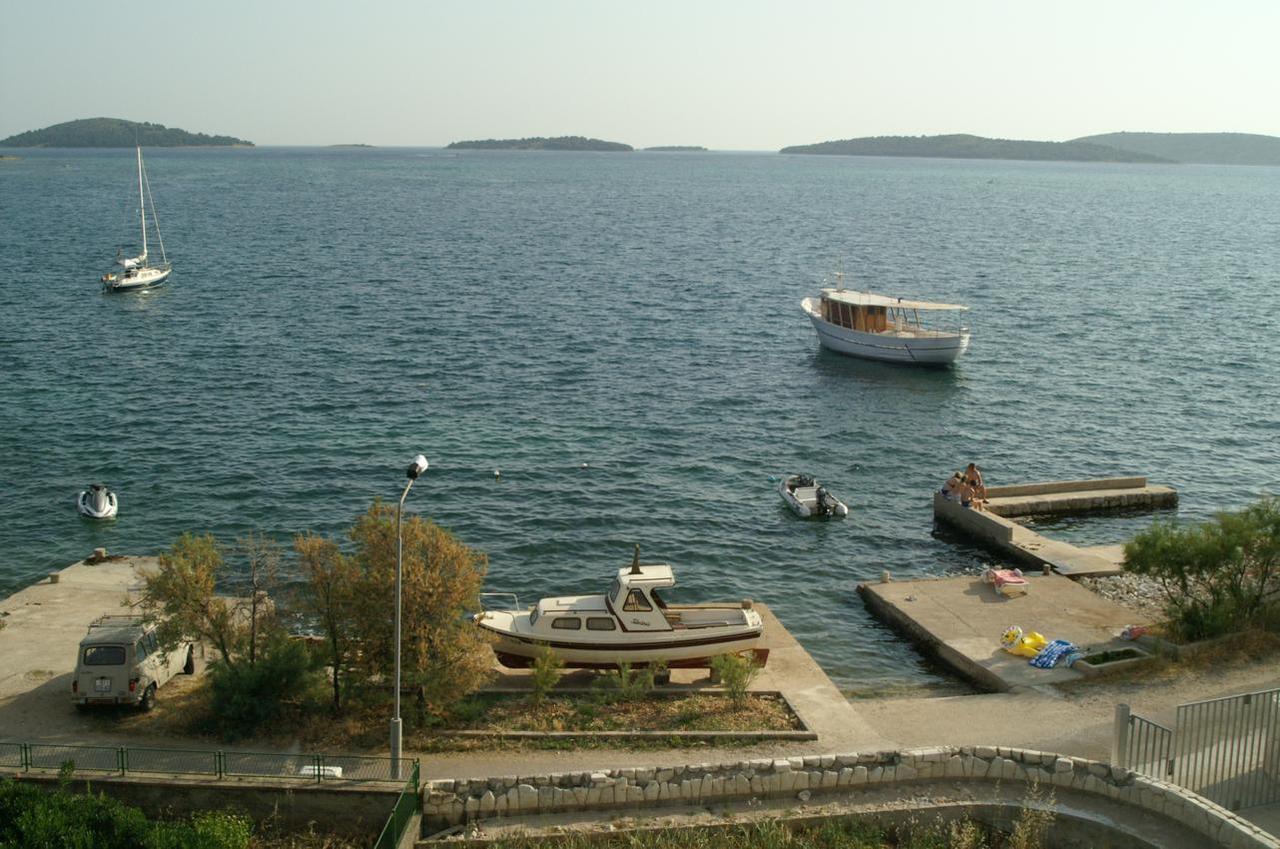 Apartments By The Sea Brodarica, Sibenik - 13615 エクステリア 写真